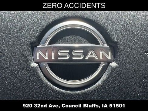 Used 2022 Nissan Armada SL w/ Midnight Edition Package AWD/4WD image 5