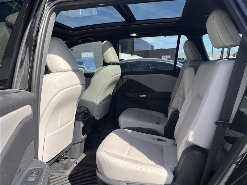 Used 2025 Lexus TX 350 AWD w/ Technology Package image 5