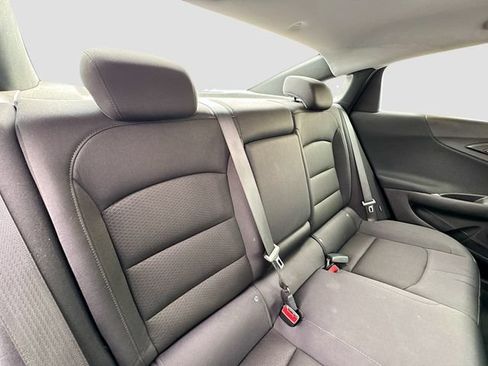 Used 2023 Chevrolet Malibu LT FWD image 32