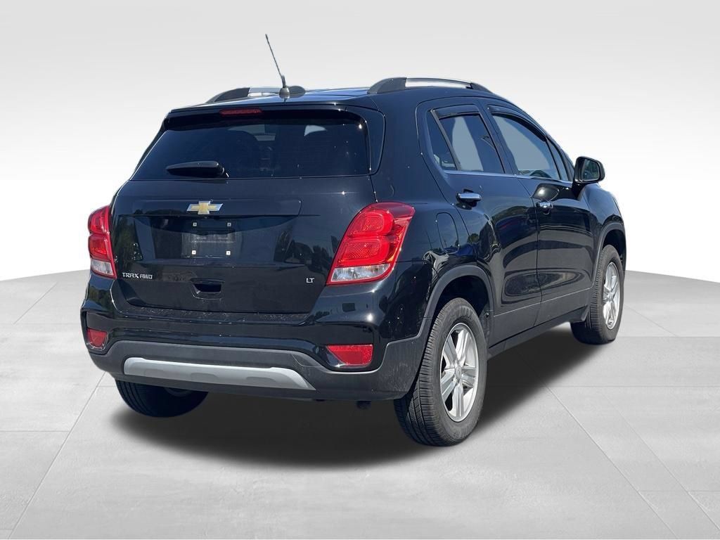 Used 2020 Chevrolet Trax LT w/ LT Convenience Package AWD/4WD image 4