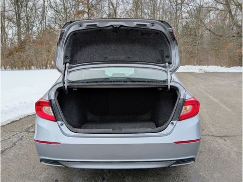 Used 2018 Honda Accord EX-L image 12