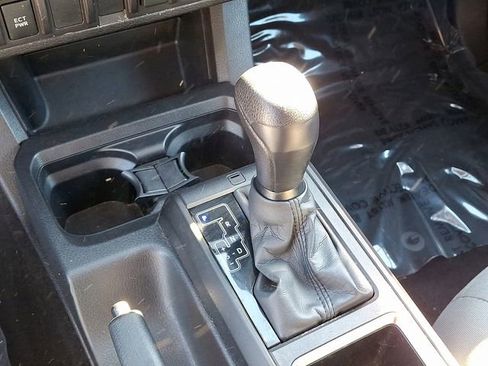 Used 2022 Toyota Tacoma SR image 17