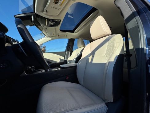 Used 2023 Lexus RX 350 350 Premium image 17