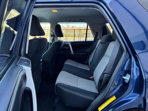 Used 2016 Toyota 4Runner SR5 image 15