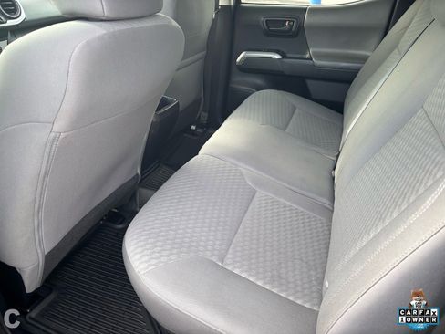 Used 2022 Toyota Tacoma SR image 26