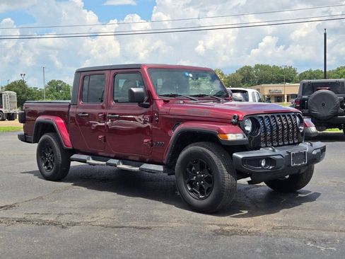 Used 2021 Jeep Gladiator Sport AWD/4WD image 7