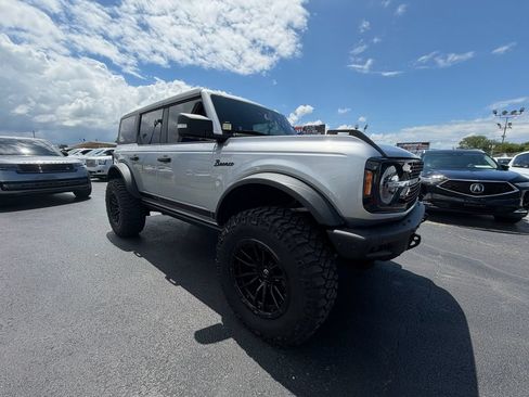 Used 2022 Ford Bronco Wildtrak AWD/4WD image 1