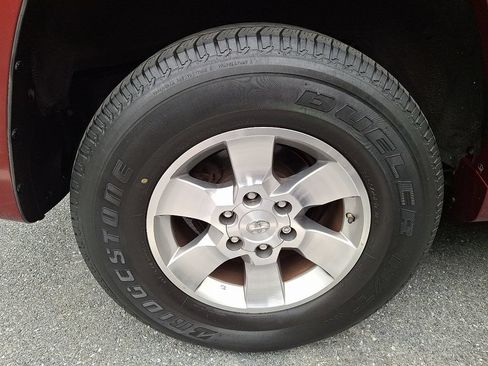 Used 2013 Toyota 4Runner SR5 w/ Premium Pkg AWD/4WD image 8