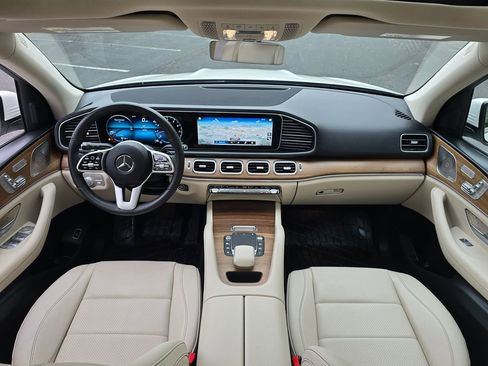 Used 2023 Mercedes-Benz GLE 350 4MATIC w/ AMG Line Exterior image 10