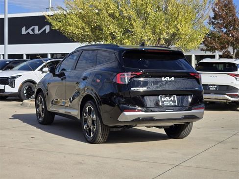 New 2026 Kia Sportage SX image 3