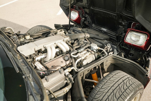 Used 1988 Chevrolet Corvette Convertible RWD image 23