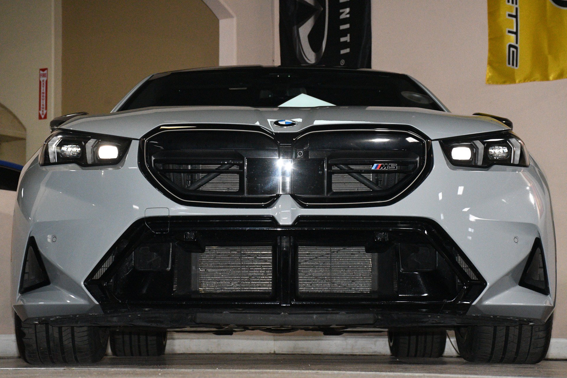 Used 2025 BMW M5 w/ Carbon Package AWD/4WD image 81