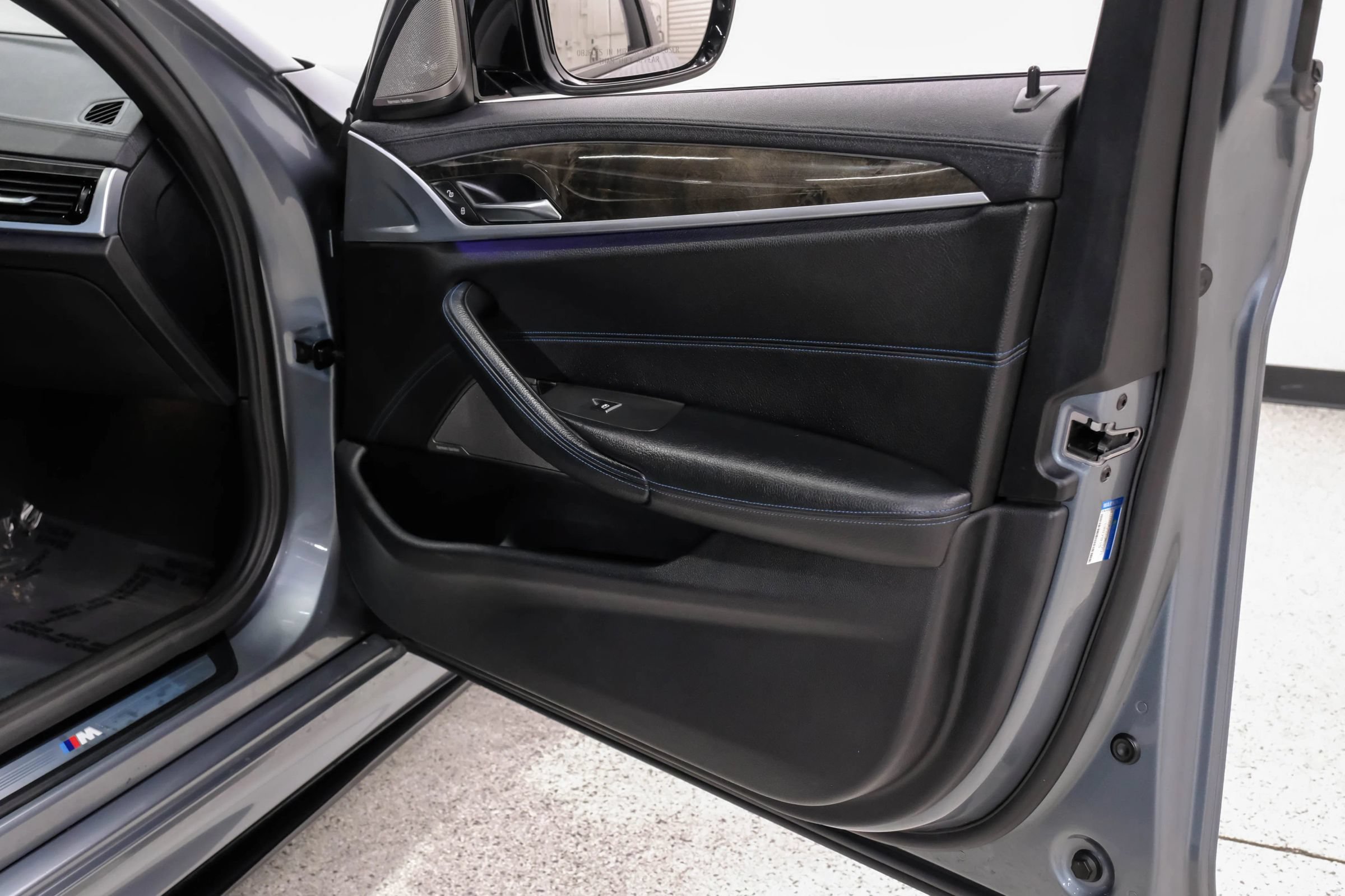 Used 2017 BMW 540i RWD image 57