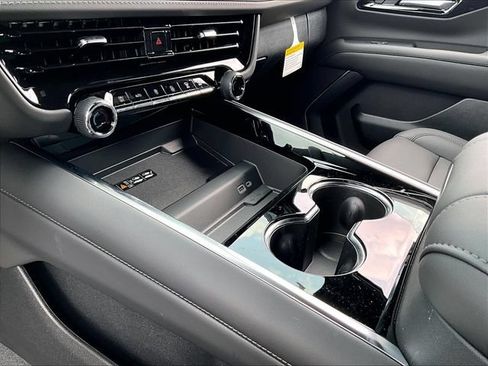 New 2026 Chevrolet Tahoe LT w/ Comfort Package AWD/4WD image 13