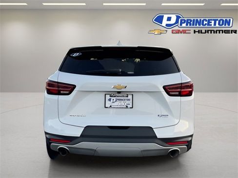 Used 2025 Chevrolet Blazer LT image 7