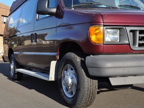 Used 2005 Ford E-350 and Econoline 350 XL RWD image 8