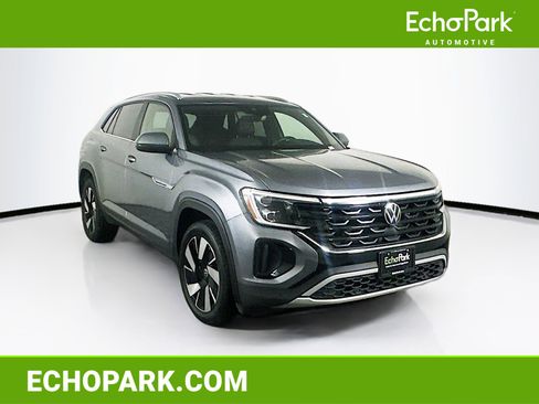 Used 2024 Volkswagen Atlas Cross Sport SE AWD/4WD image 1
