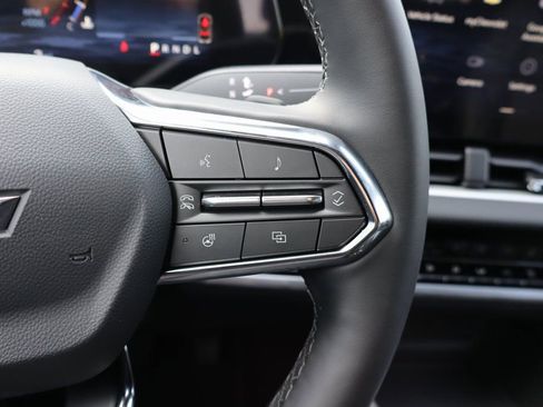 New 2026 Chevrolet Equinox LT w/ Convenience Package II image 7