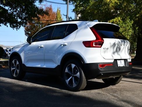 New 2026 Volvo XC40 B5 Plus w/ Protection Package Premier image 5