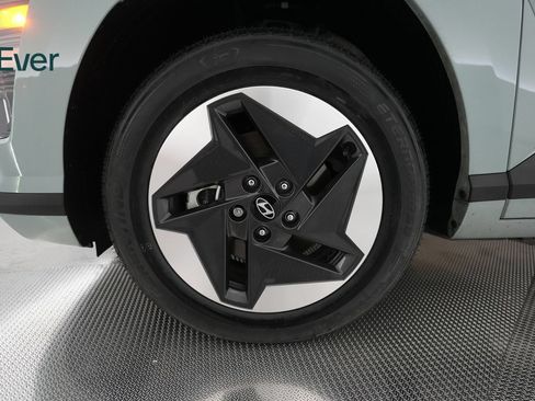 Used 2024 Hyundai Kona SE FWD image 19