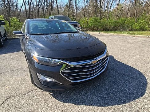 Used 2024 Chevrolet Malibu LT image 11