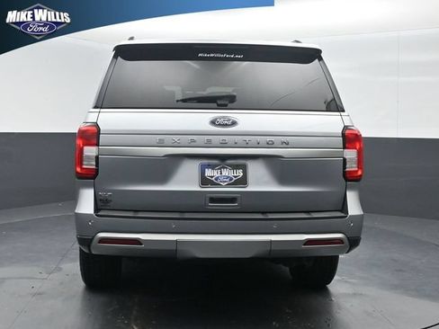 Used 2023 Ford Expedition XLT RWD image 6