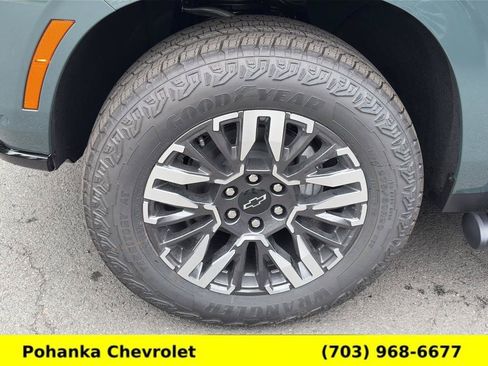 New 2026 Chevrolet Suburban Z71 w/ Comfort Package AWD/4WD image 31