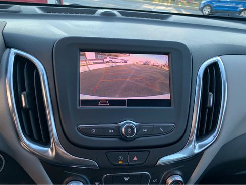 Used 2024 Chevrolet Equinox LS w/ Driver Confidence II Package image 17