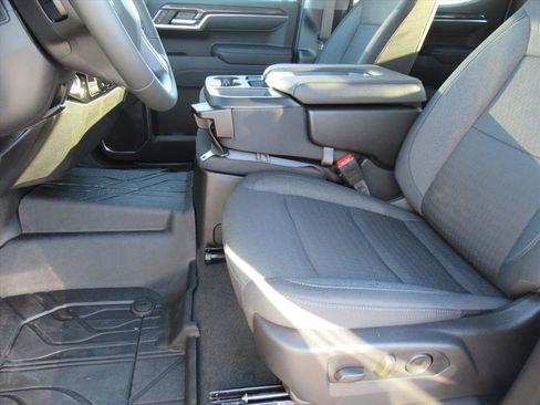 New 2026 Chevrolet Silverado 1500 LT w/ Safety Package image 16