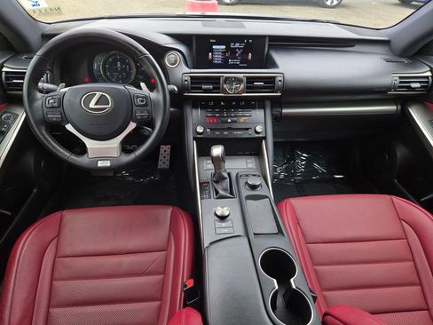 Used 2018 Lexus IS 300 F Sport image 16