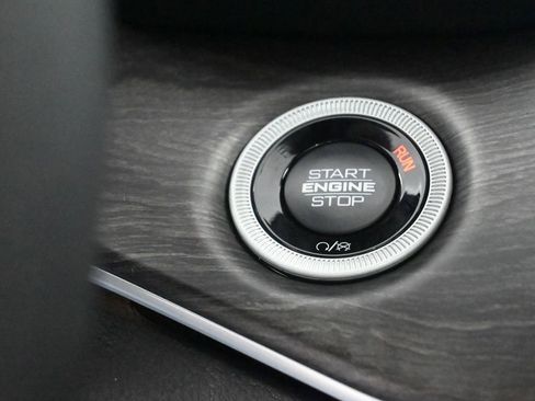 New 2025 Jeep Grand Cherokee Limited w/ Trailer Tow Package image 26