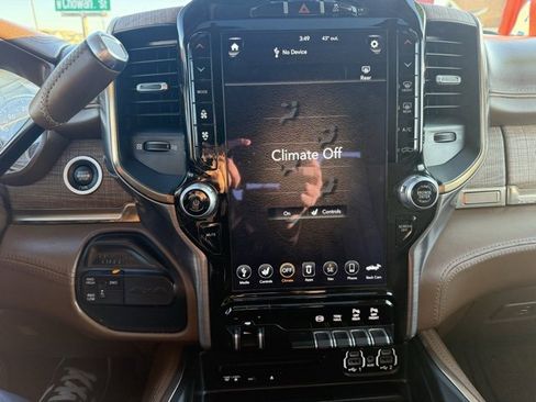 Used 2019 RAM 2500 Limited image 24