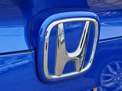 Used 2019 Honda Civic EX-L image 11