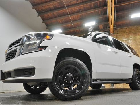 Used 2018 Chevrolet Tahoe 2WD image 3