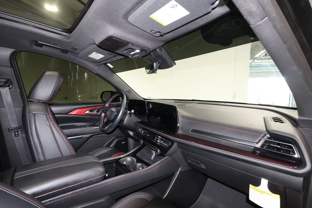 Certified 2026 Chevrolet Traverse RS AWD/4WD image 29