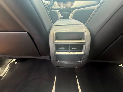 Used 2023 Cadillac XT5 Premium Luxury AWD/4WD image 14