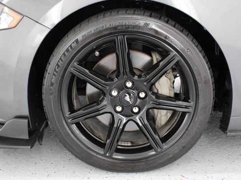 Used 2019 Ford Mustang GT w/ Equipment Group 301A RWD image 75