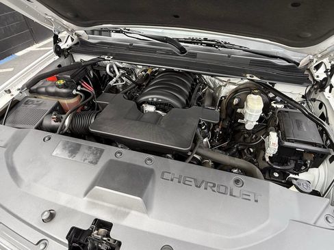 Used 2016 Chevrolet Suburban LTZ image 28