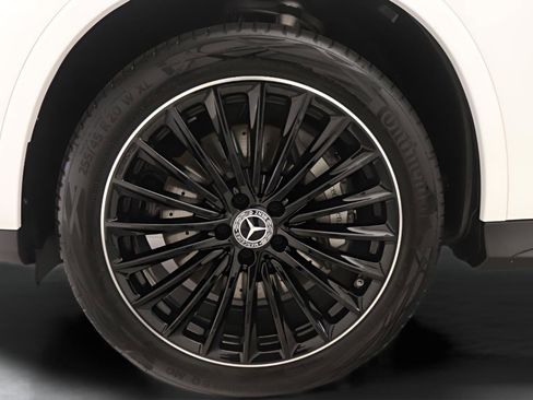 Certified 2026 Mercedes-Benz GLC 300 image 26