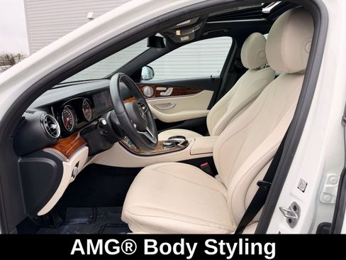 Used 2019 Mercedes-Benz E 300 4MATIC w/ Premium 1 Package image 13