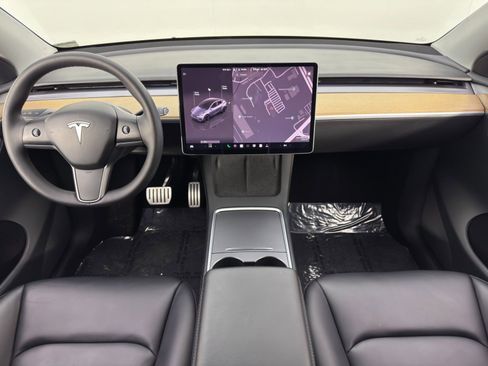 Used 2022 Tesla Model Y Performance image 13