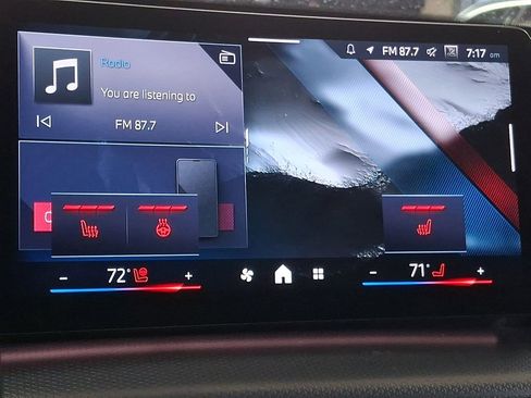 Used 2025 BMW X2 M35i w/ Premium Package image 14