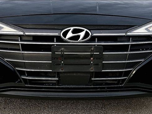 Used 2020 Hyundai Elantra Limited w/ Ultimate Package 03 image 28