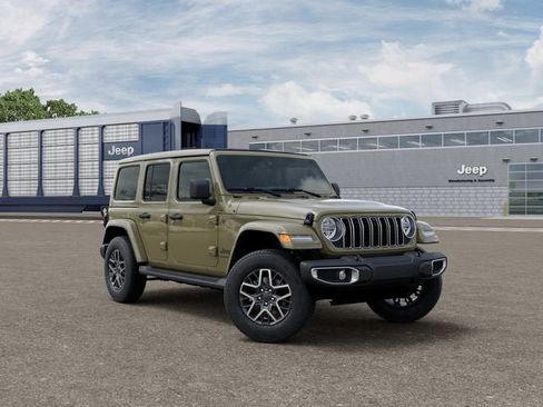 New 2026 Jeep Wrangler Unlimited Sahara AWD/4WD image 5