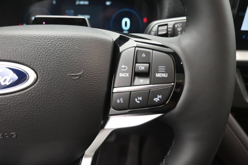 Used 2025 GMC Sierra 3500 SLE AWD/4WD image 31