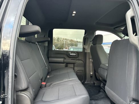 Used 2022 Chevrolet Silverado 2500 Custom w/ Custom Value Package image 25