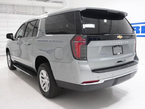 New 2026 Chevrolet Suburban LS RWD image 10