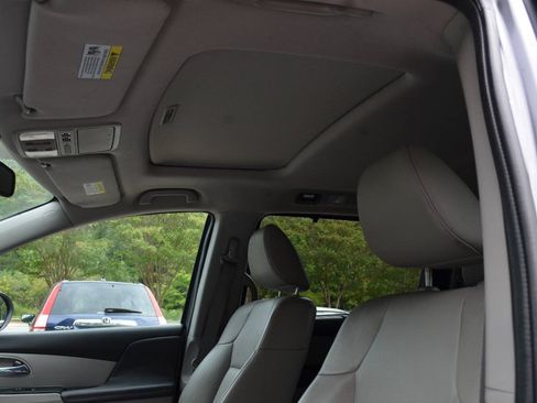 Used 2016 Honda Odyssey EX-L image 12
