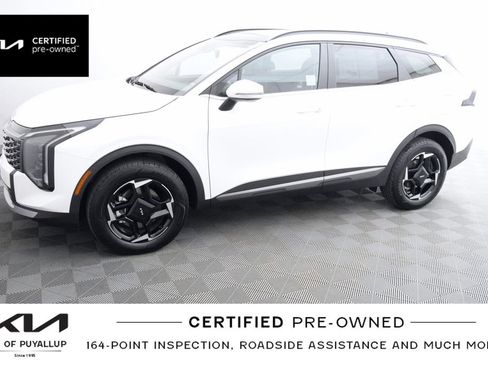 Certified 2026 Kia Sportage EX w/ EX Panoramic Sunroof Package AWD/4WD image 9