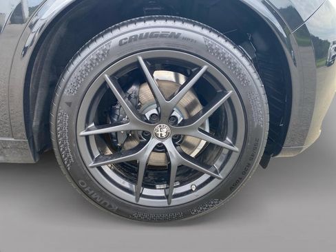 Used 2021 Alfa Romeo Stelvio Ti Sport AWD/4WD image 9
